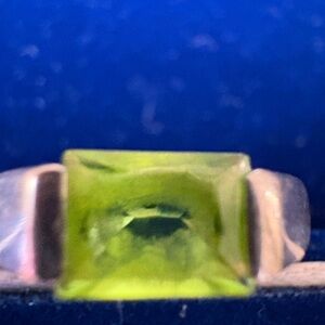 Elegant Green Gemstone Sterling Silver Ring